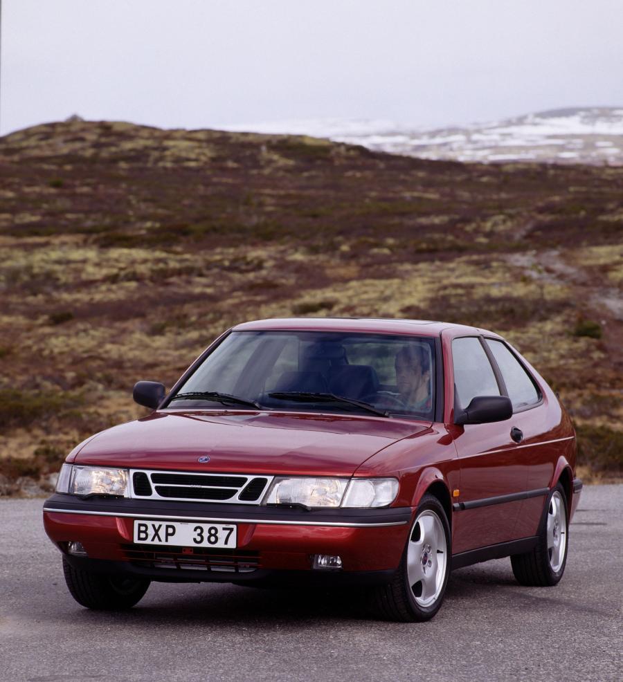  Saab 900 Coupe 1993 года  (фото 25 из 27)